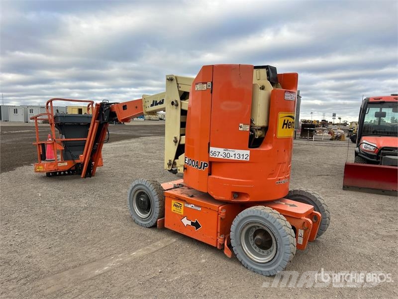 JLG E300AJP Electric Articulating Boom Lift Iseliikuvad poomtõstukid