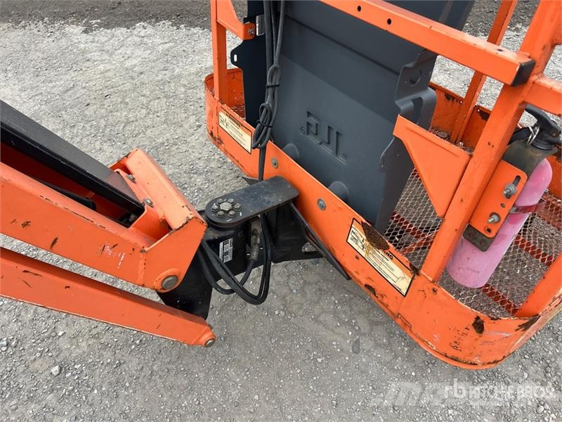 JLG E300AJP Electric Articulating Boom Lift Iseliikuvad poomtõstukid