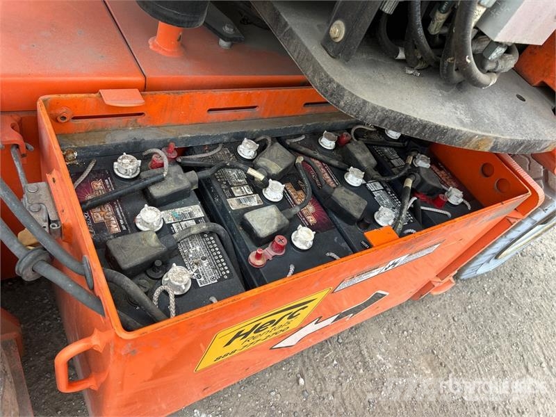 JLG E300AJP Electric Articulating Boom Lift Iseliikuvad poomtõstukid
