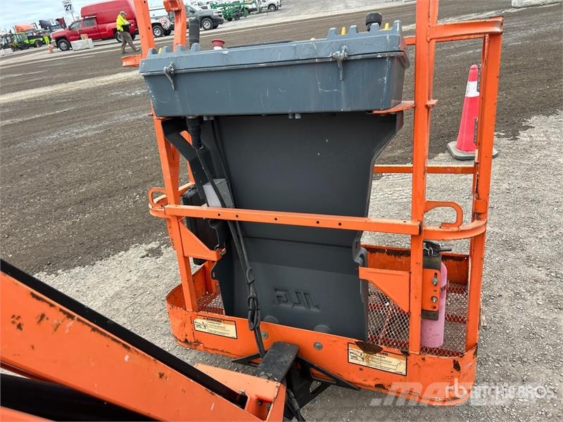 JLG E300AJP Electric Articulating Boom Lift Iseliikuvad poomtõstukid