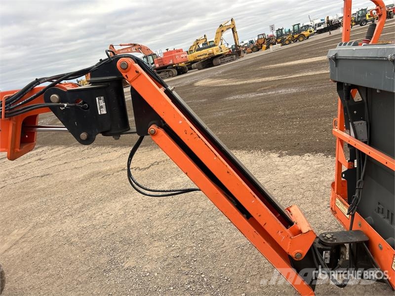 JLG E300AJP Electric Articulating Boom Lift Iseliikuvad poomtõstukid