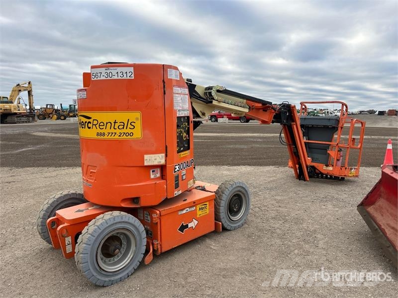 JLG E300AJP Electric Articulating Boom Lift Iseliikuvad poomtõstukid