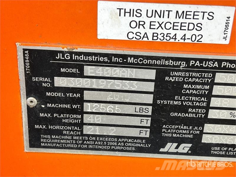 JLG E400A 2WD Electric Articulating Boom Lift Articulated boom lifts