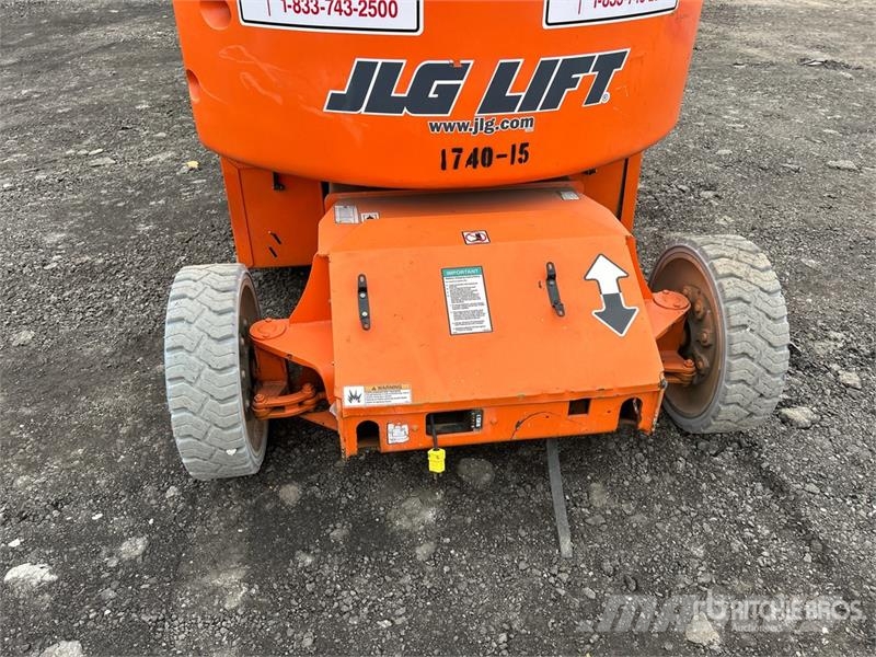 JLG E400AN 2WD Electric Articulating Boom Lift رافعات سلة مفصلية