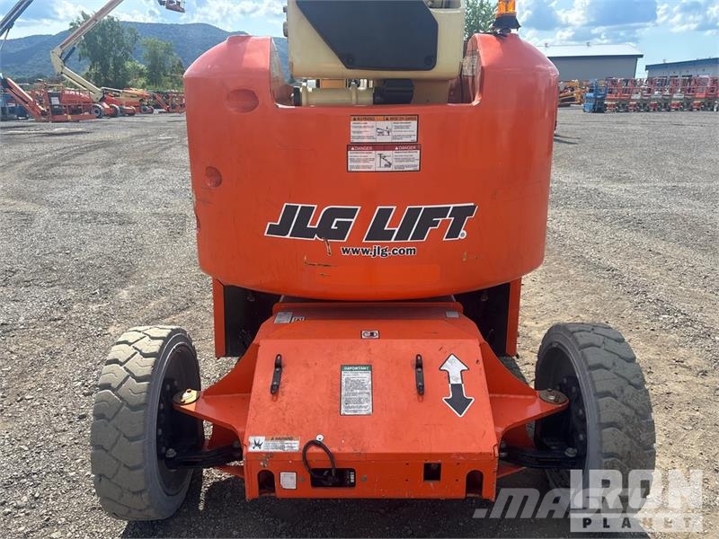 JLG E450AJ 2WD Electric Articulating Boom Lift Plataforma de trabajo articulada