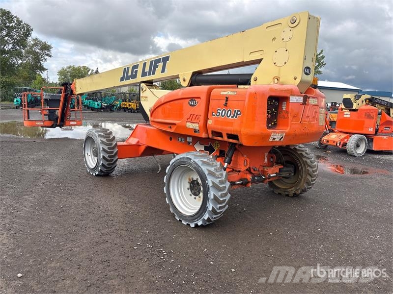 JLG E600JP 4WD Electric Articulating Boom Lift Kĺbové plošiny