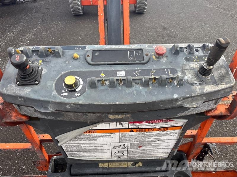 JLG E600JP 4WD Electric Articulating Boom Lift Kĺbové plošiny