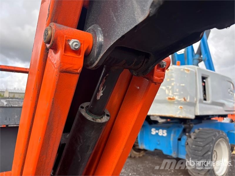 JLG E600JP 4WD Electric Articulating Boom Lift Kĺbové plošiny