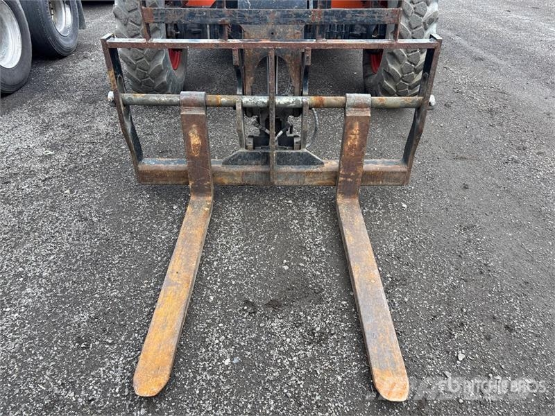 JLG G9-43A Teleskopski viljuškari
