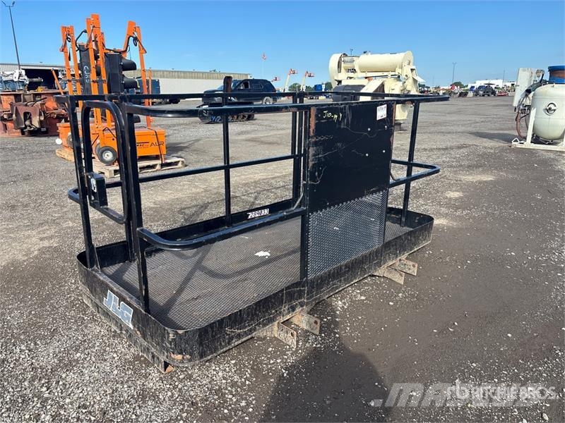 JLG Personnel Basket 客货电梯