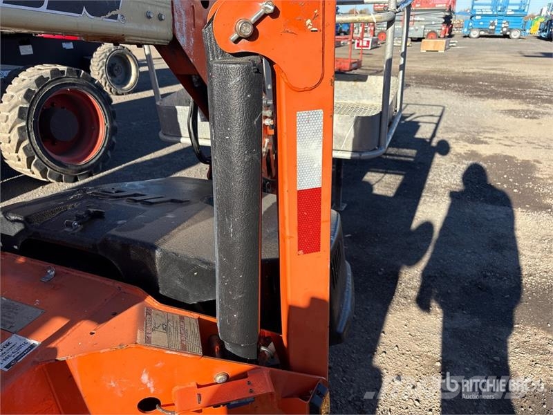 JLG T-350 Towable Lift Anhänger-Arbeitsbühnen