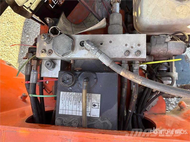 JLG T-350 Towable Lift Anhänger-Arbeitsbühnen
