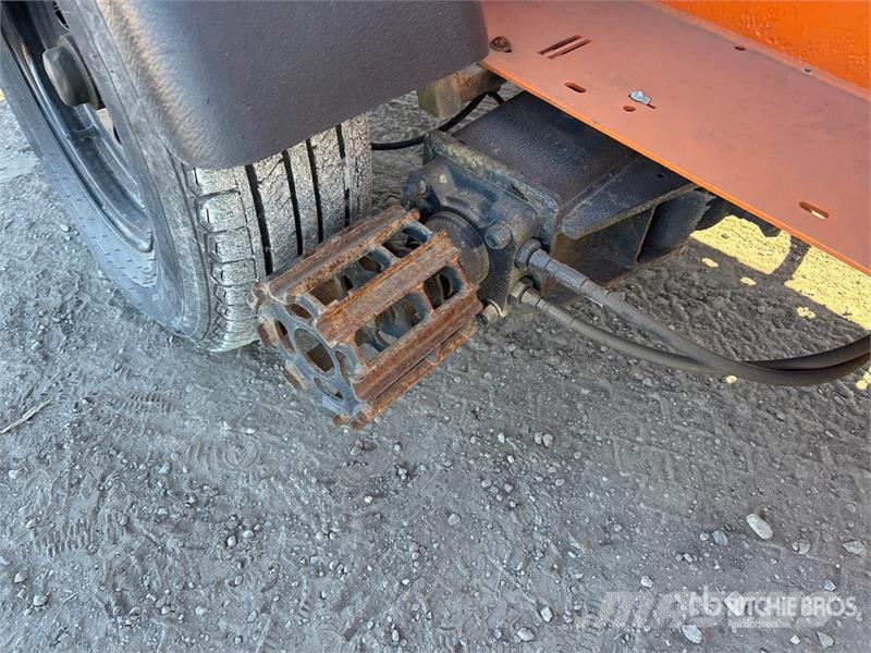 JLG T500 Towable Lift Skylift