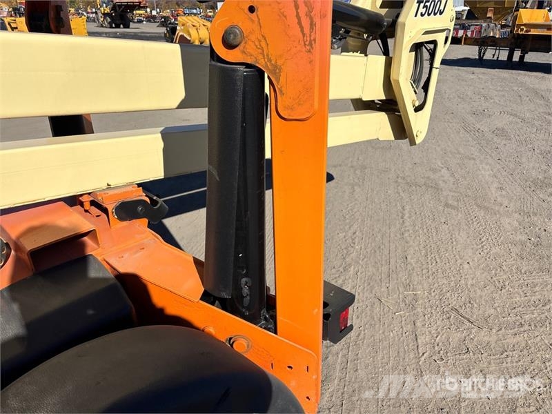 JLG T500 Towable Lift Skylift
