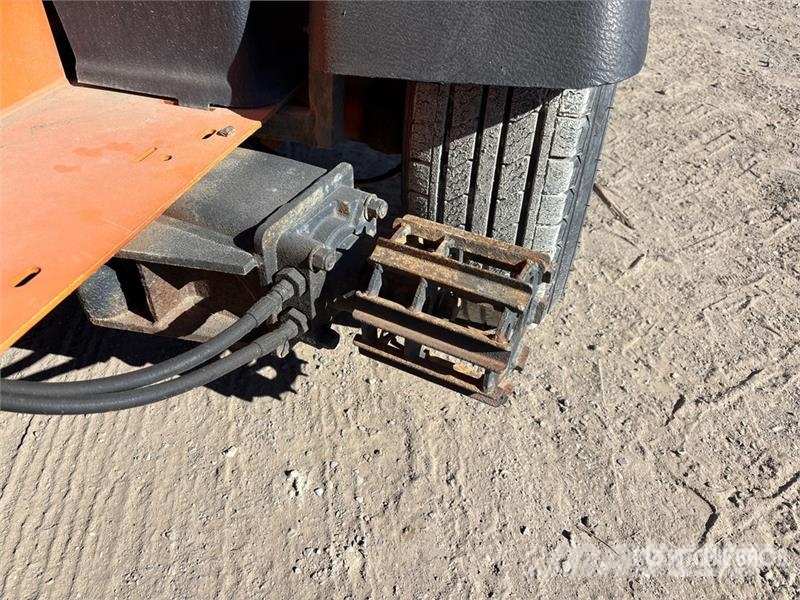 JLG T500 Towable Lift Skylift