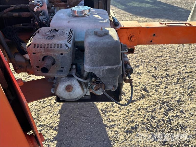 JLG T500J Towable Lift Pacēlājplatformas - piekabes