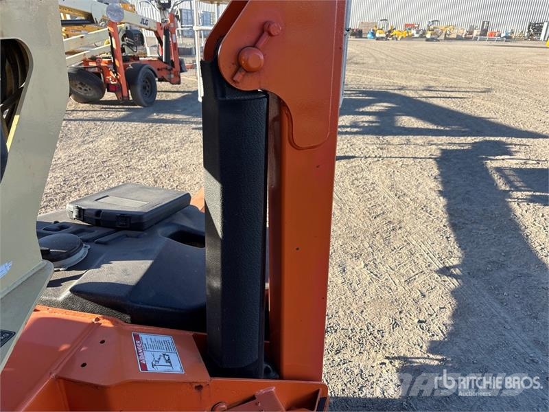 JLG T500J Towable Lift Pacēlājplatformas - piekabes