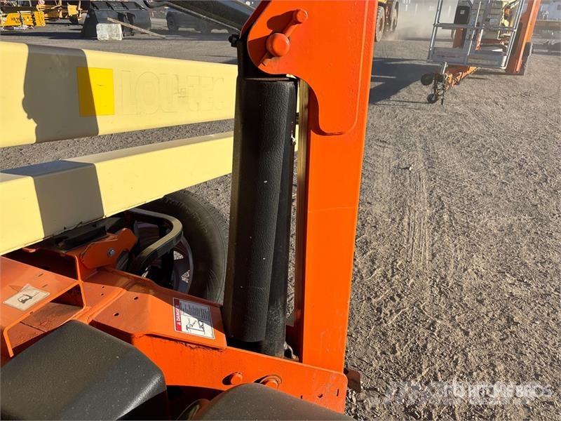 JLG T500J Towable Lift Pacēlājplatformas - piekabes
