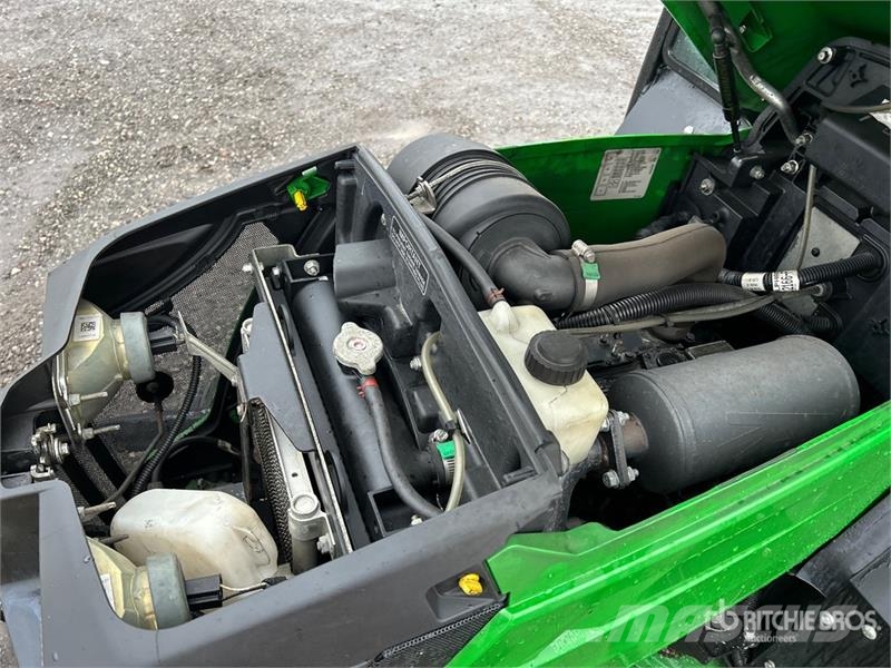John Deere 1025R Kompakttraktorer