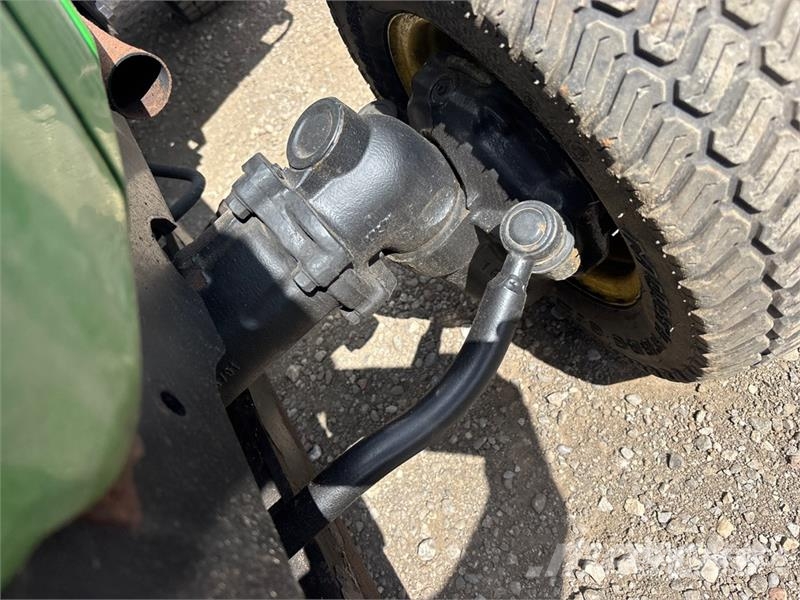 John Deere 1025R Kompakttraktorer