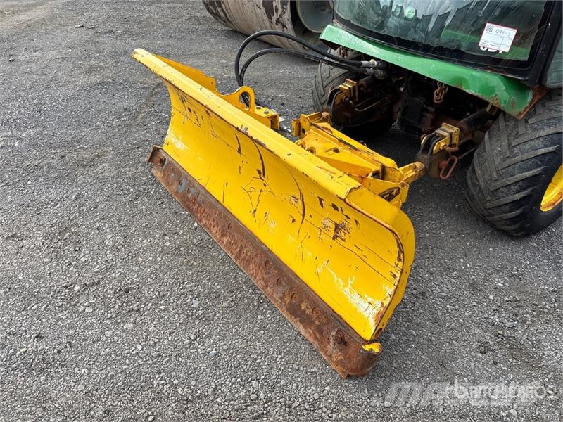 John Deere 1585 Sidewalk Plow Kiti naudoti statybos komponentai