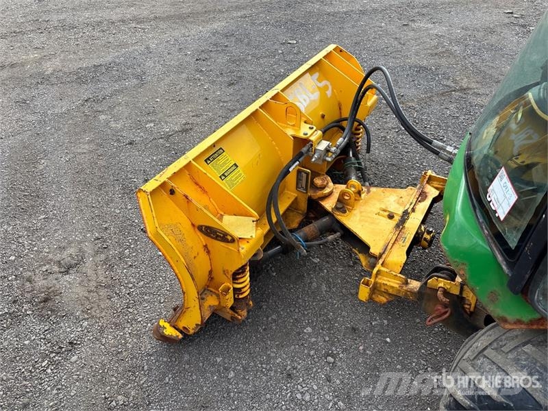 John Deere 1585 Sidewalk Plow Kiti naudoti statybos komponentai