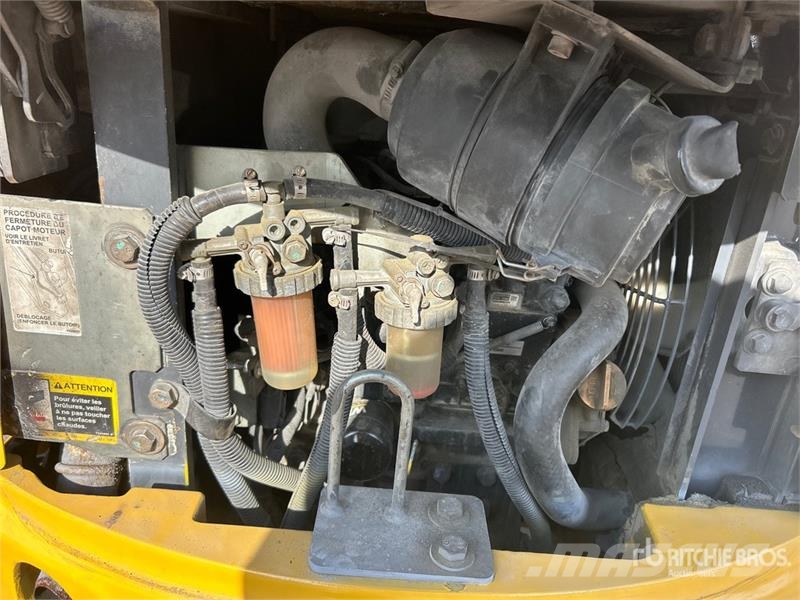 John Deere 17G ミニ油圧ショベル 7t以下（ミニユンボ・ミニディガー）