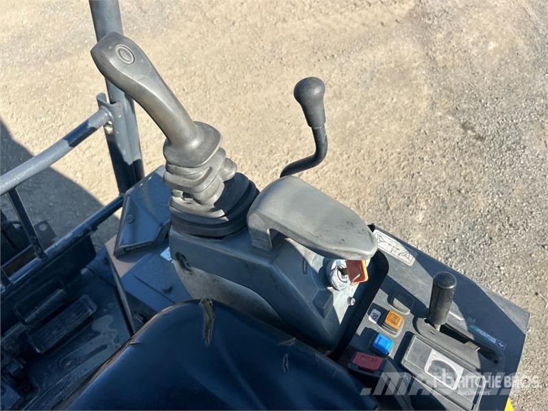 John Deere 17G ミニ油圧ショベル 7t以下（ミニユンボ・ミニディガー）