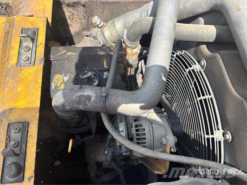 John Deere 200D LC Bageri guseničari