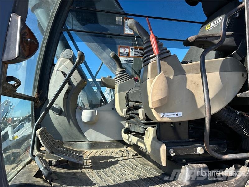 John Deere 210G LC Tracked Excavator Raupenbagger