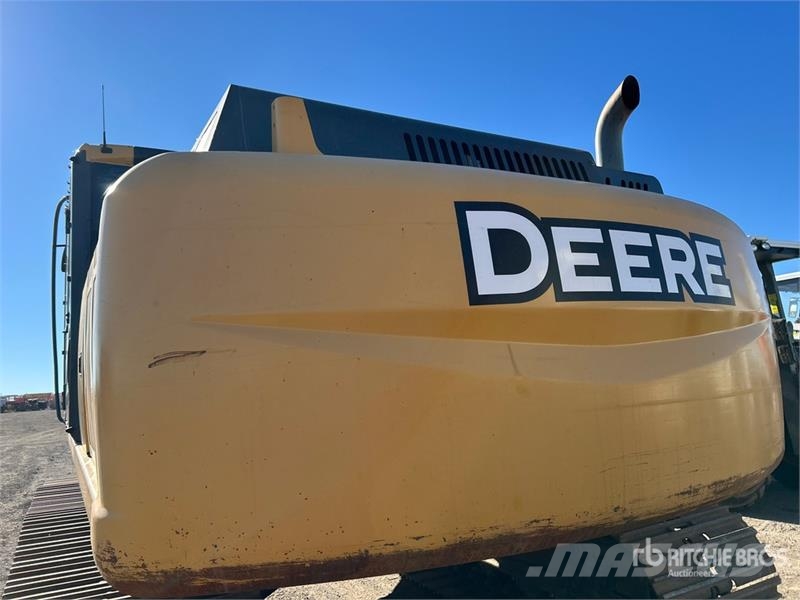 John Deere 210G LC Tracked Excavator Raupenbagger