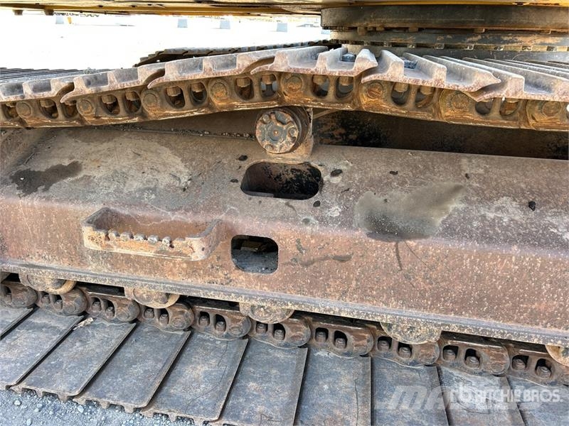 John Deere 210G LC Tracked Excavator Raupenbagger
