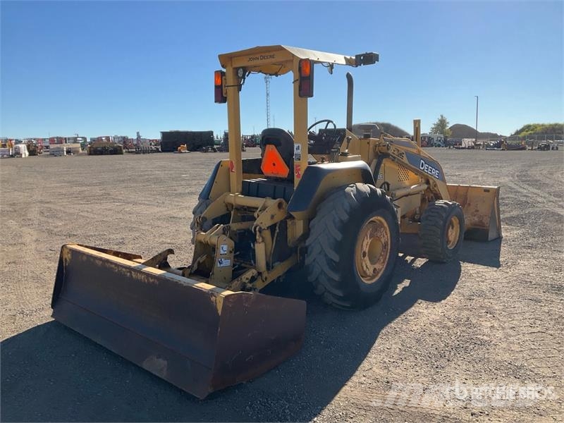 John Deere 210LE Iekrāvēji uz riteņiem