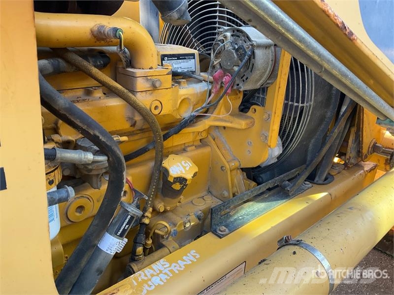John Deere 210LE Iekrāvēji uz riteņiem