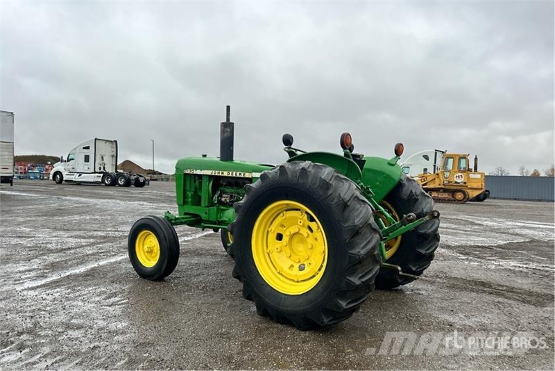 John Deere 2130 2WD Tractor Τρακτέρ