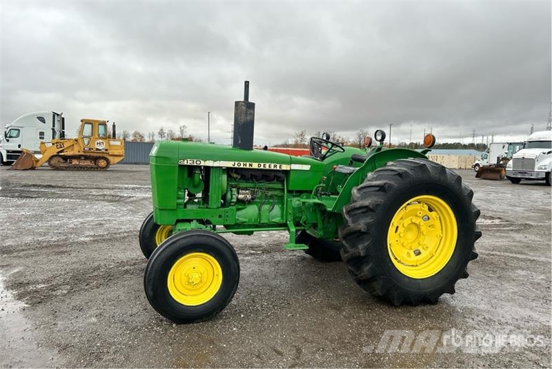 John Deere 2130 2WD Tractor Τρακτέρ