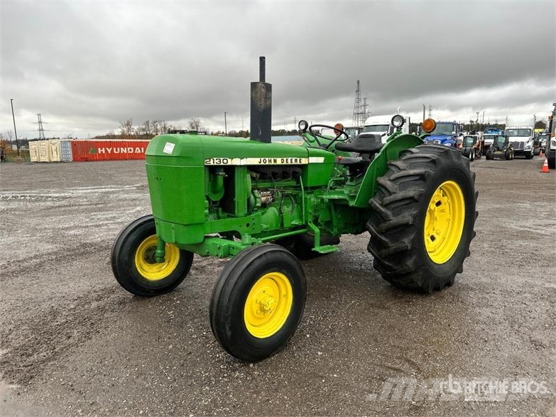 John Deere 2130 2WD Tractor Traktoren