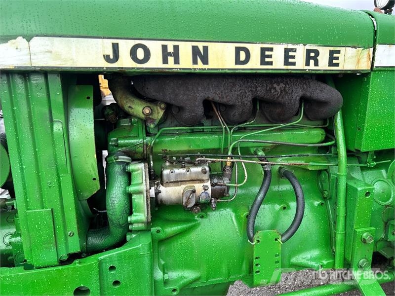 John Deere 2130 2WD Tractor Traktoren