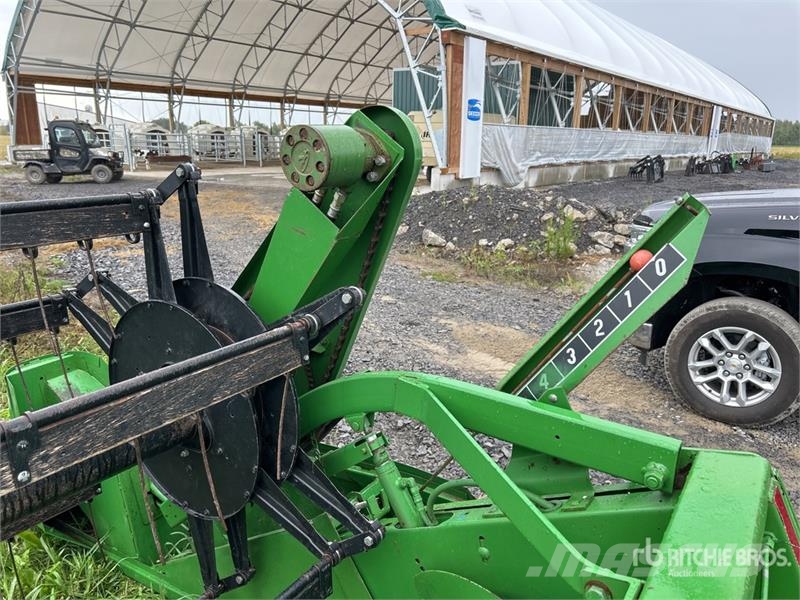 John Deere 213F 13 ft Rigid Combine Header Skärbord