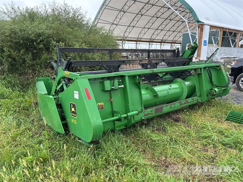 John Deere 213F 13 ft Rigid Combine Header Skärbord