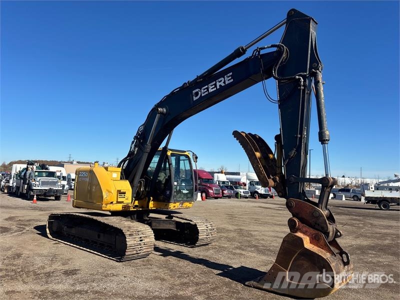 John Deere 225D LC Tracked Excavator Escavadoras de rastos