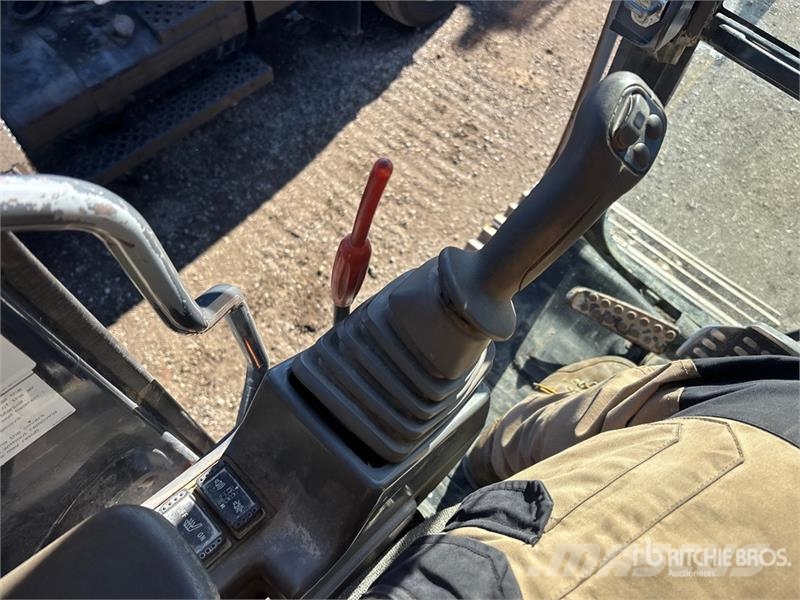 John Deere 225D LC Tracked Excavator Escavadoras de rastos