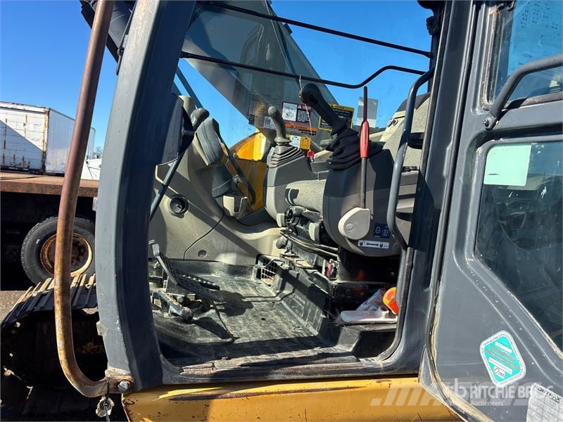 John Deere 225D LC Tracked Excavator Escavadoras de rastos