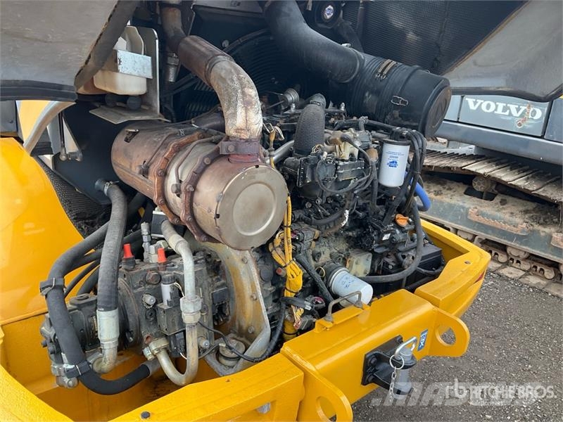 John Deere 244K-II Wheel Loader Wheel loaders