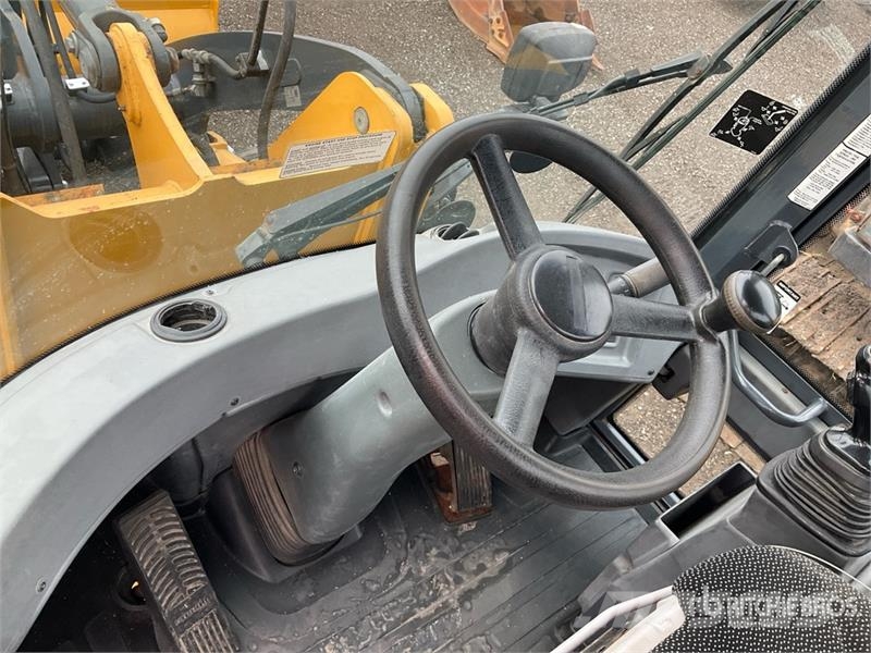 John Deere 244K-II Wheel Loader Wheel loaders