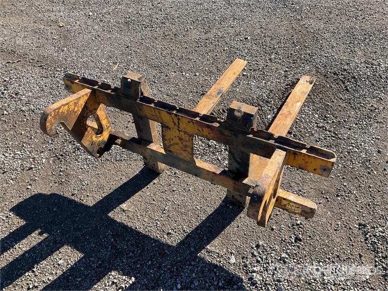 John Deere 244L Iekrāvēji uz riteņiem