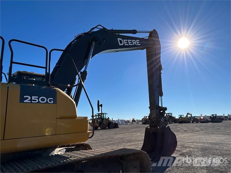 John Deere 250G LC Raupenbagger