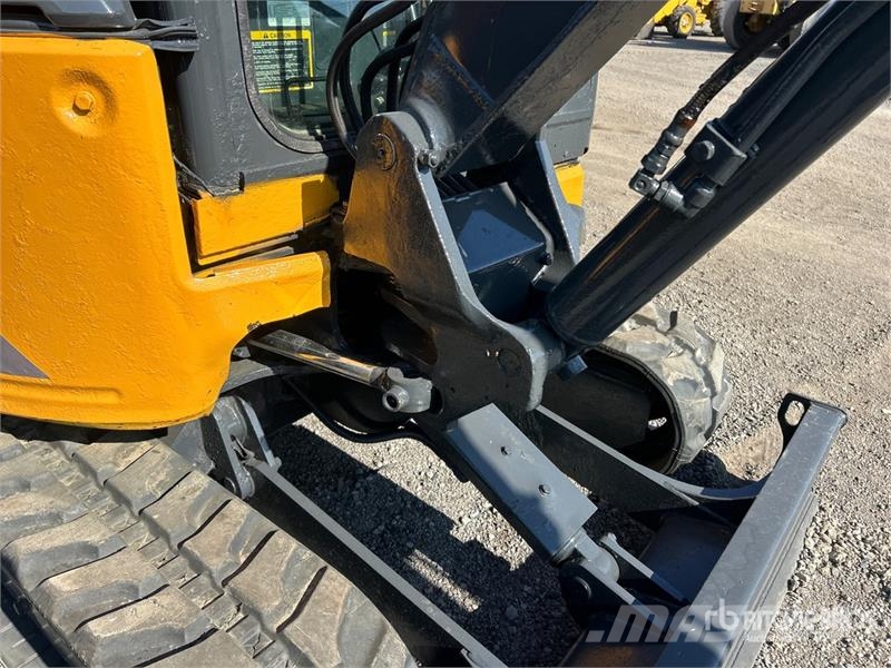 John Deere 26G ミニ油圧ショベル 7t以下（ミニユンボ・ミニディガー）