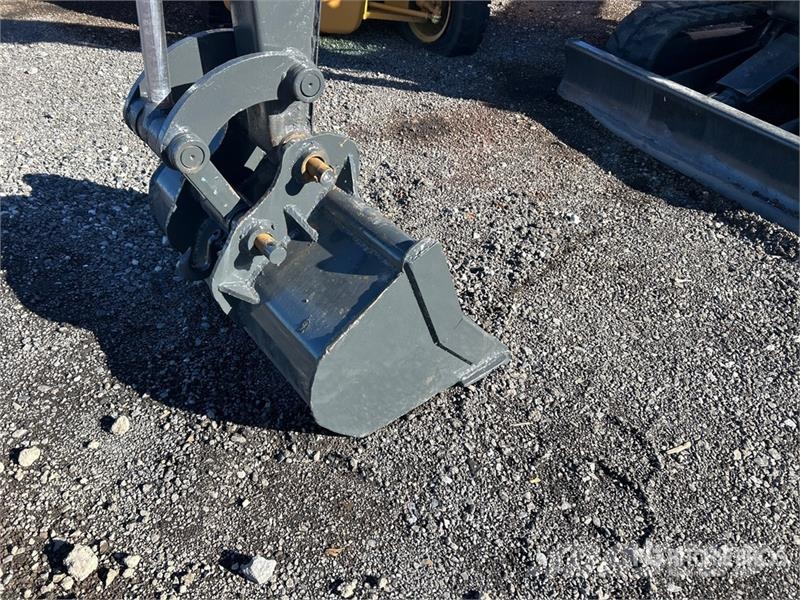 John Deere 26G Mini bagri <7t
