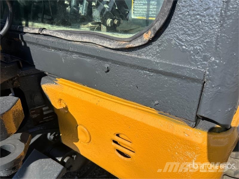 John Deere 26G ミニ油圧ショベル 7t以下（ミニユンボ・ミニディガー）